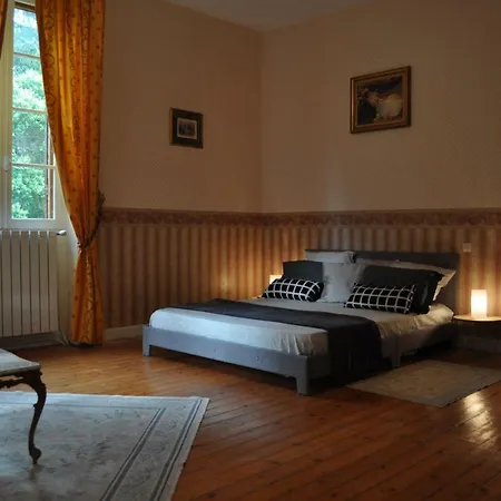 Nyaraló Chateau Logis De Roche