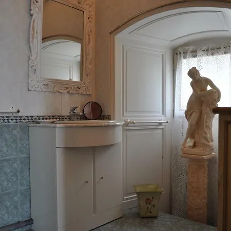 Nyaraló Chateau Logis De Roche *