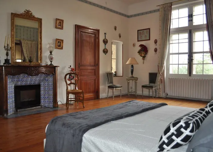 Hébergement de vacances Château Logis De Roche