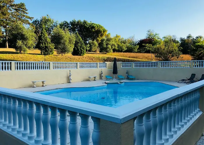 Chateau Logis De Roche Vakantiehuis *